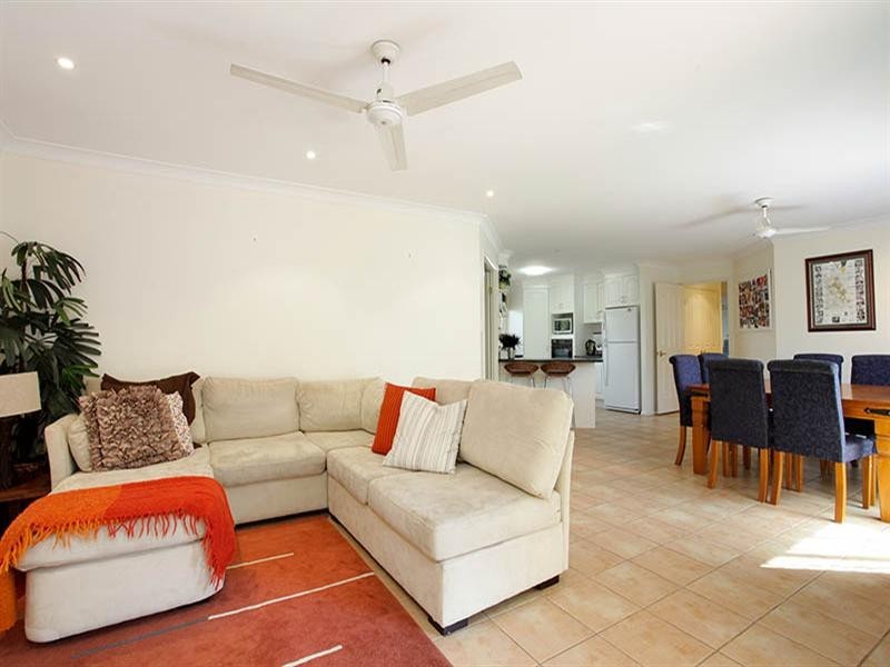 9 Doncaster Place, Forest Lake QLD 4078