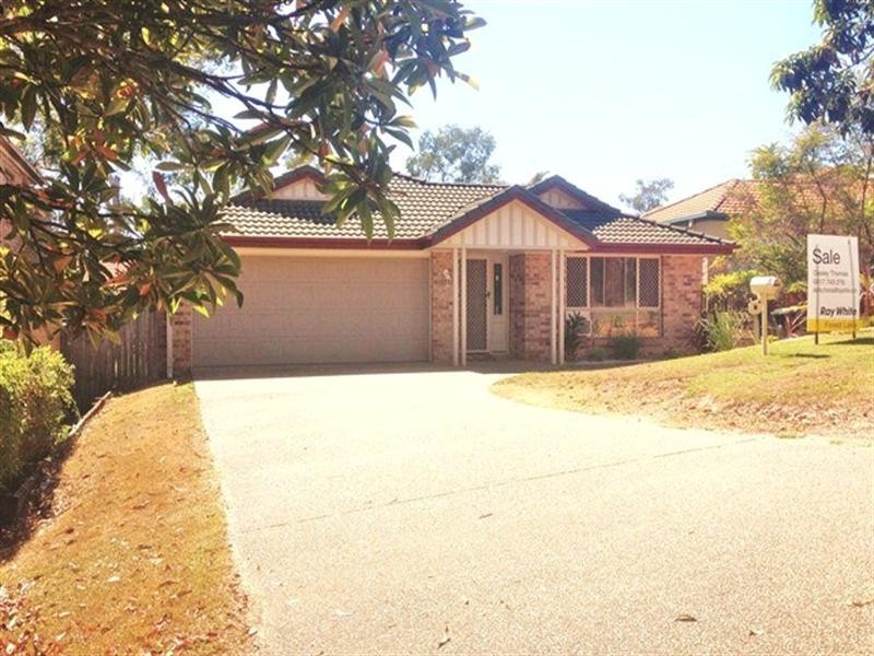 4 Chestnut Place, Forest Lake QLD 4078