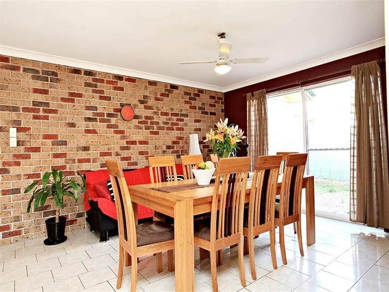 24 Evergreen Place, Forest Lake QLD 4078