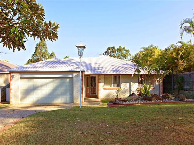 18 Cambridge Crescent, Forest Lake QLD 4078