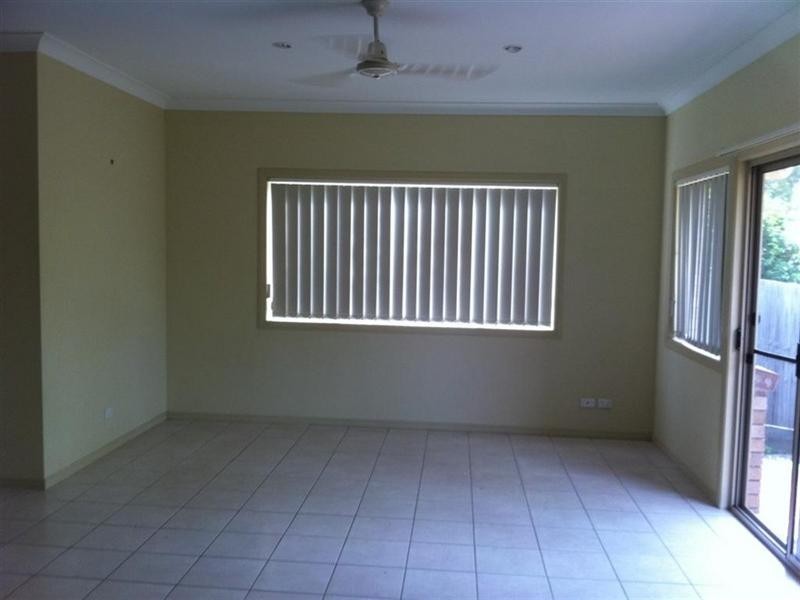 5 Leyburn Crescent, Forest Lake QLD 4078