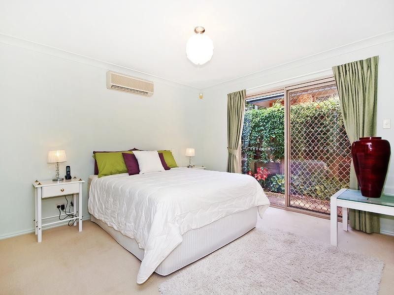 17 Burke Place, Forest Lake QLD 4078