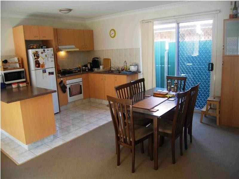 32 Columbus Place, Forest Lake QLD 4078