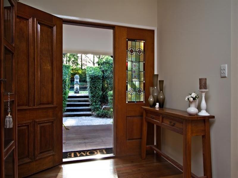 1 Bielby Road, Kenmore QLD 4069