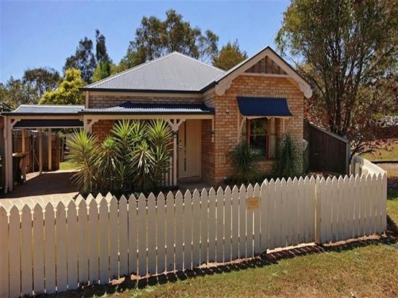 14 Bridgeman Place, Forest Lake QLD 4078