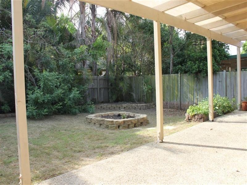 5 Hyde Place, Forest Lake QLD 4078