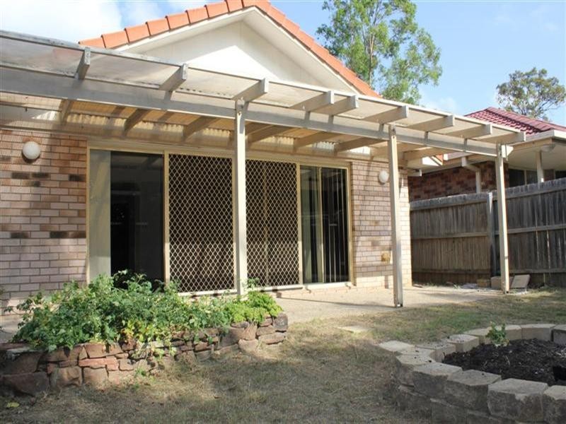 5 Hyde Place, Forest Lake QLD 4078