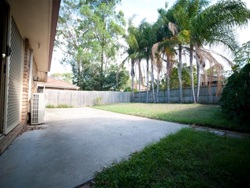 10 Acorn Circuit, Forest Lake QLD 4078