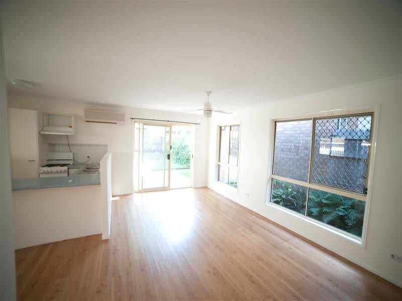 10 Acorn Circuit, Forest Lake QLD 4078