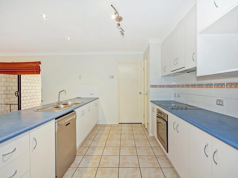 12 Paton Crescent, Forest Lake QLD 4078