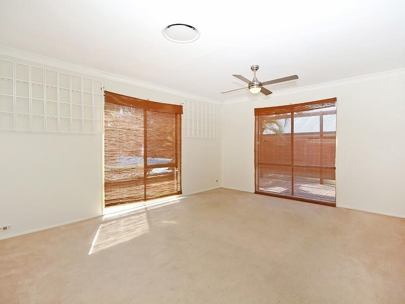 12 Paton Crescent, Forest Lake QLD 4078