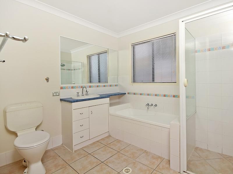 12 Paton Crescent, Forest Lake QLD 4078