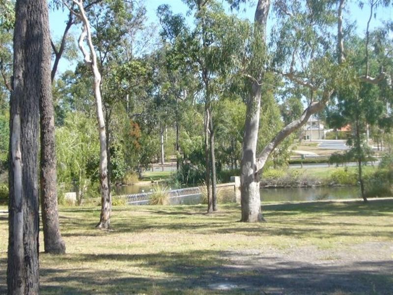 11 Mapleton Crescent, Forest Lake QLD 4078