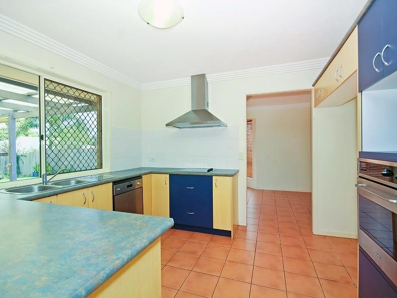 36 Booloumba Crescent, Forest Lake QLD 4078