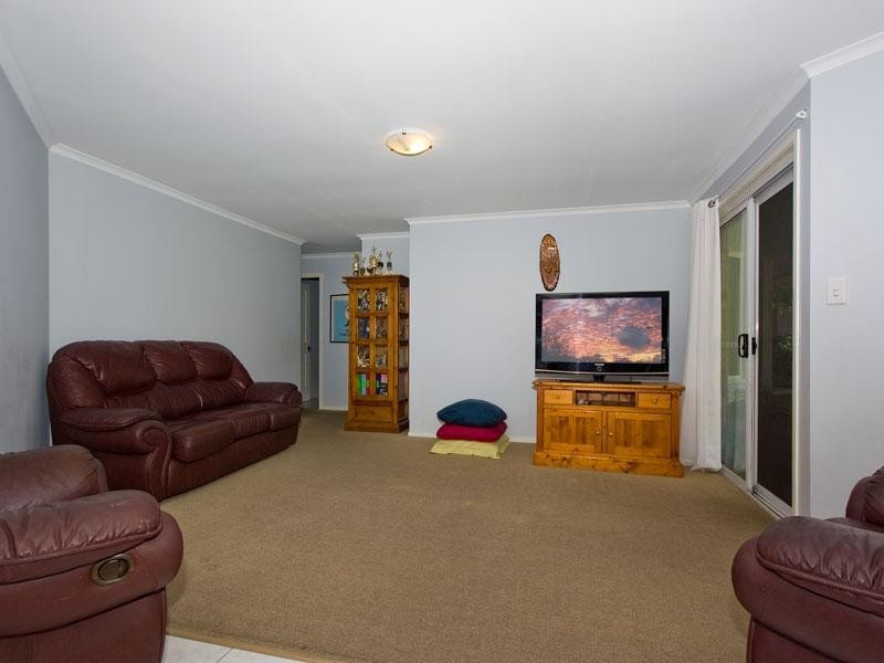 11 Victoria Close, Forest Lake QLD 4078