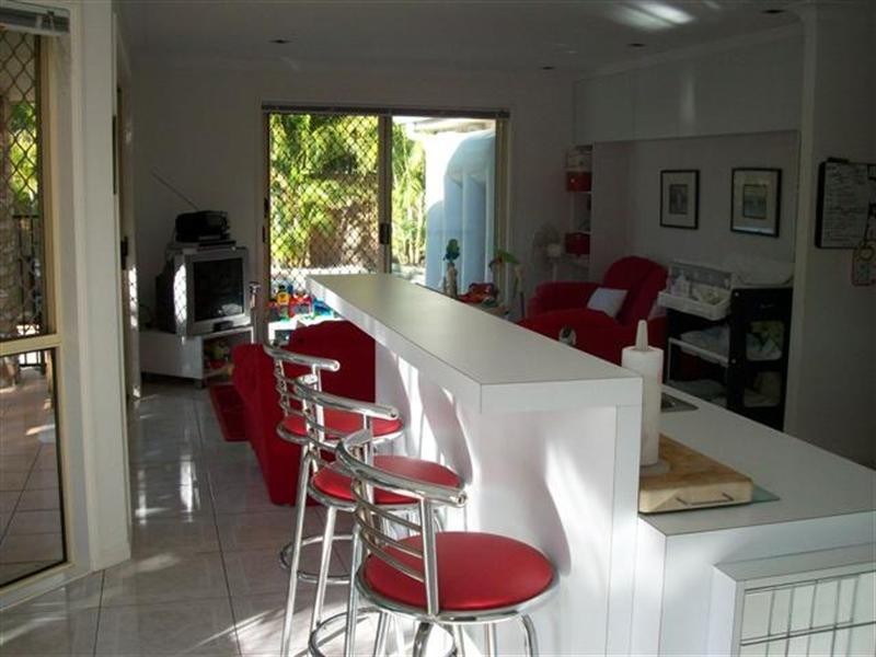 2 Blue Lake Court, Forest Lake QLD 4078