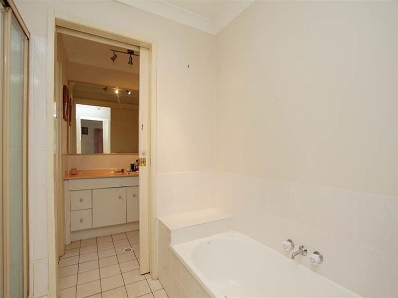 28 Pinaster Street, Forest Lake QLD 4078