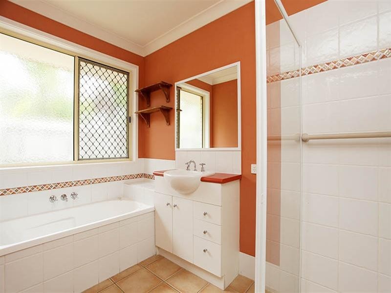 12 Agostino Close, Doolandella QLD 4077