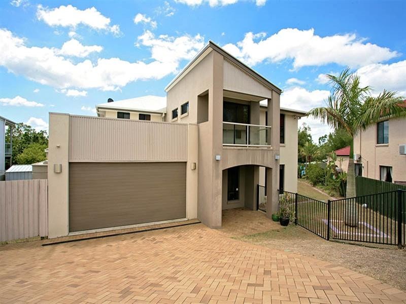 8 St Tropez Place, Forest Lake QLD 4078