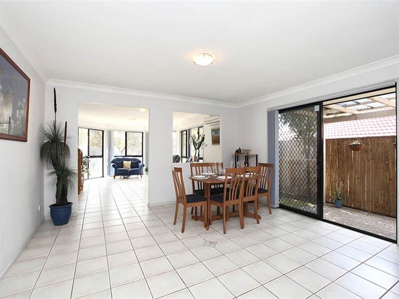 64 Oxford Parade, Forest Lake QLD 4078