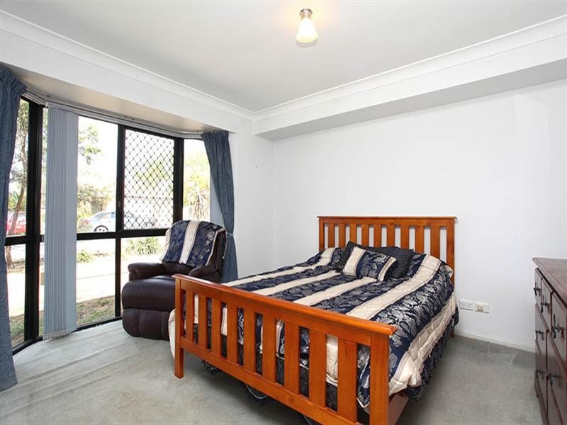 64 Oxford Parade, Forest Lake QLD 4078