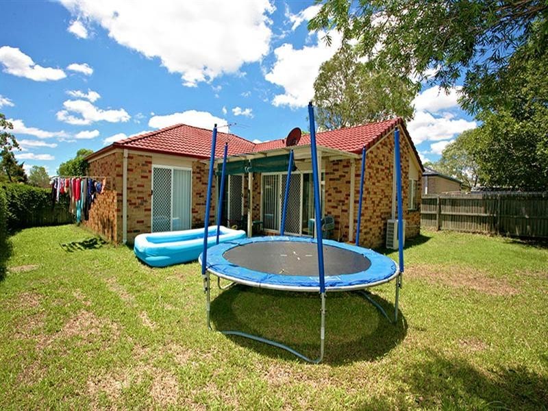 17 Columbus Place, Forest Lake QLD 4078