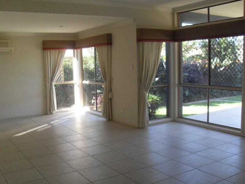 12 Ascot Avenue, Forest Lake QLD 4078