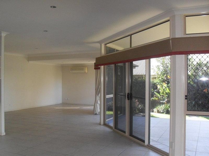 12 Ascot Avenue, Forest Lake QLD 4078