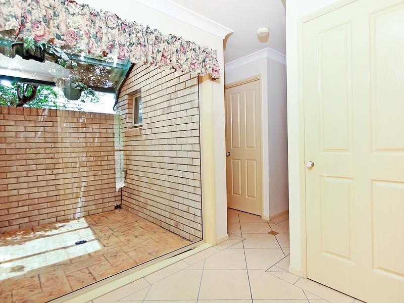 11 Somerset Close, Forest Lake QLD 4078