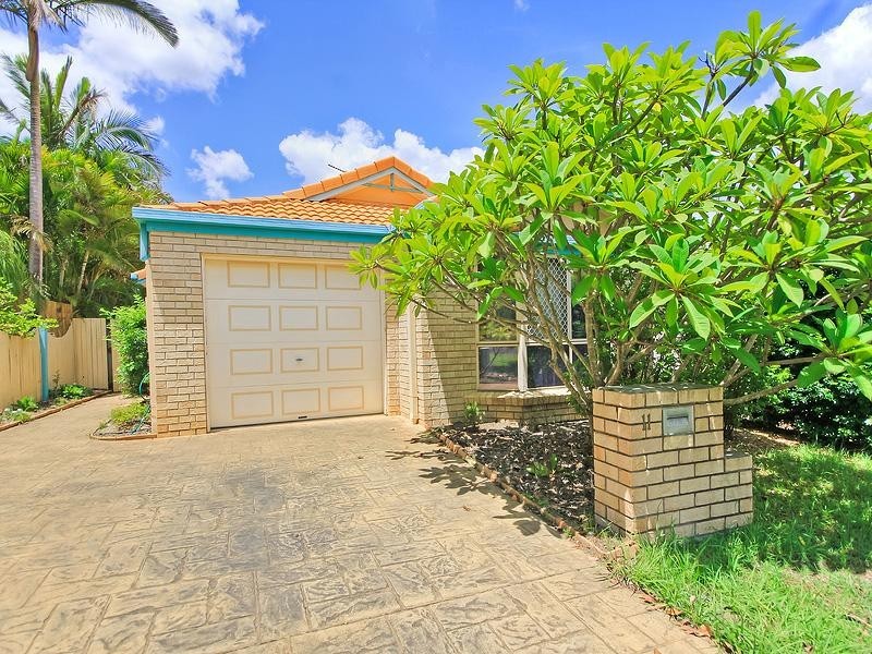 11 Somerset Close, Forest Lake QLD 4078