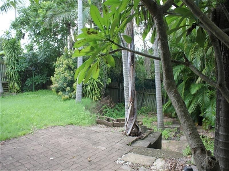 25 Hazelton Street, Riverhills QLD 4074