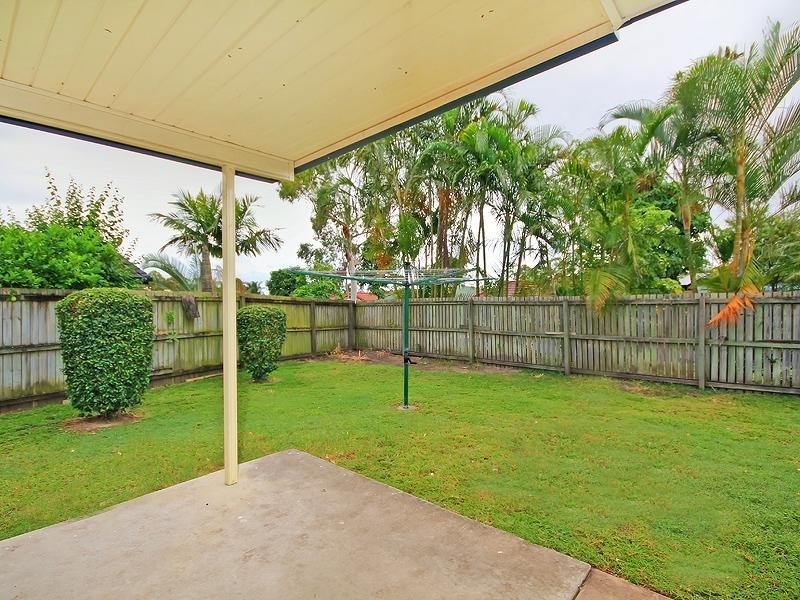 10 Bannister Place, Forest Lake QLD 4078