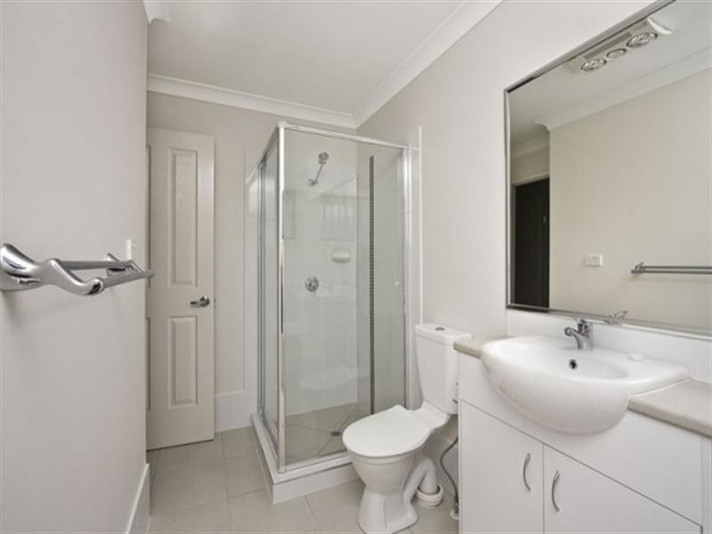 22/2 Sienna Street, Forest Lake QLD 4078