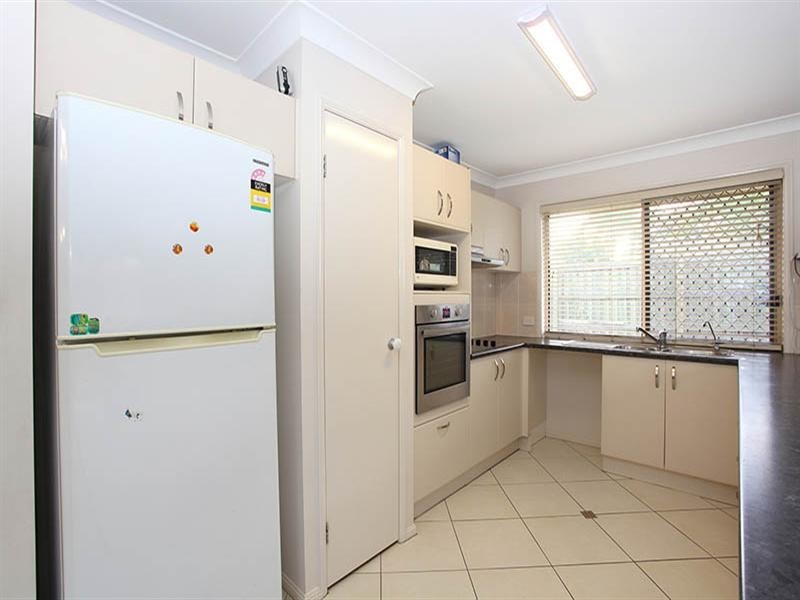 2 Sunny Street, Doolandella QLD 4077