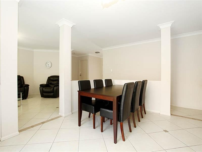 2 Sunny Street, Doolandella QLD 4077