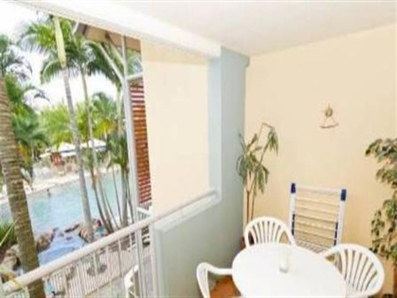 43 2320 Gold Coast Highway, Mermaid Beach QLD 4218