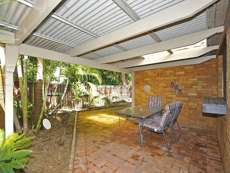 1/6 Guineas Creek Road, Currumbin Waters QLD 4223