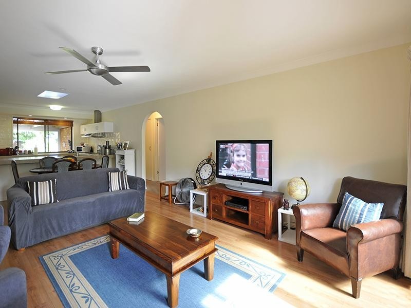 1/6 Guineas Creek Road, Currumbin Waters QLD 4223