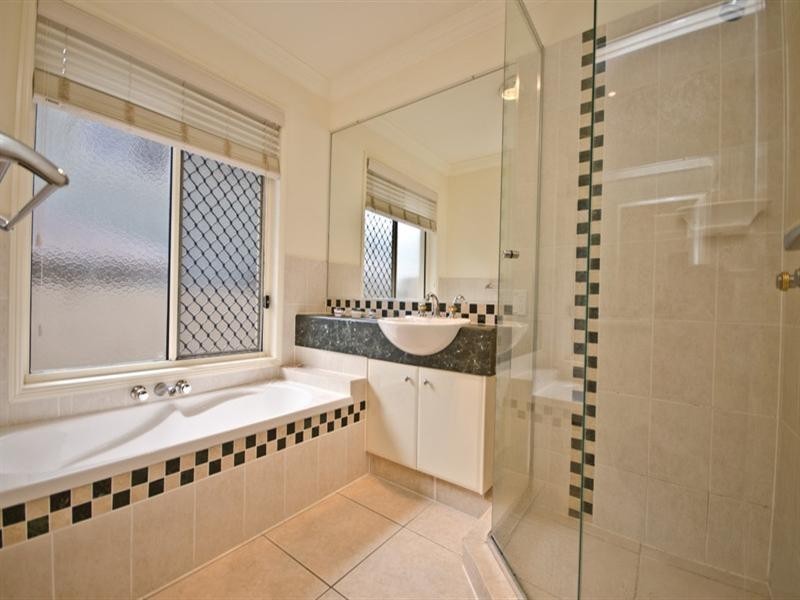 3 Lacerta Avenue, Robina QLD 4226