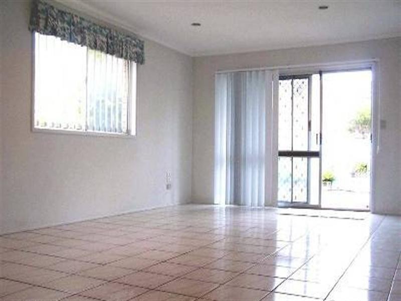 19 Tamborine Street, Mermaid Beach QLD 4218