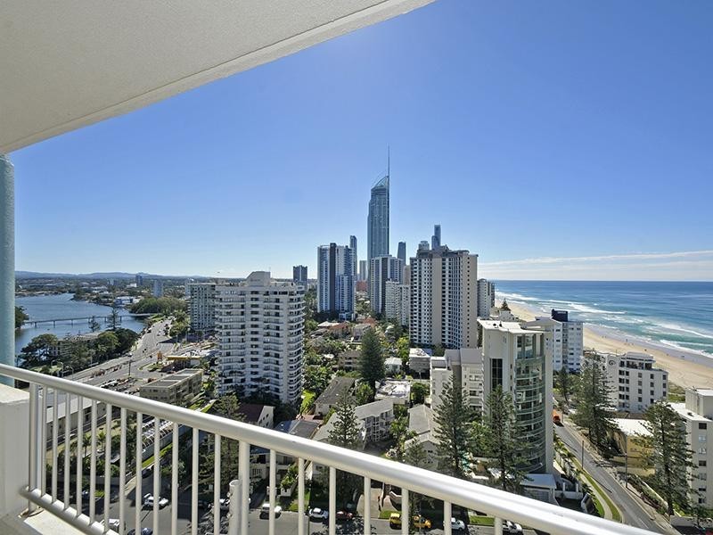 18A/7 Fern Street, Surfers Paradise QLD 4217