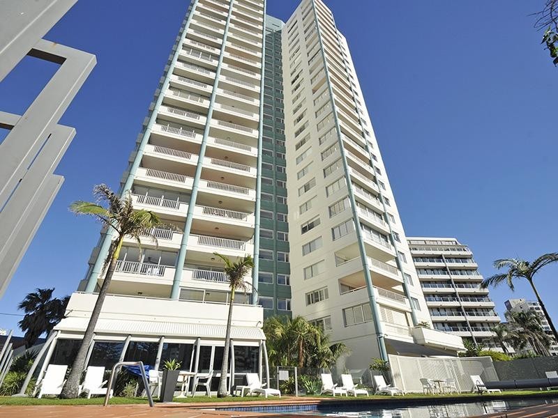 18A/7 Fern Street, Surfers Paradise QLD 4217