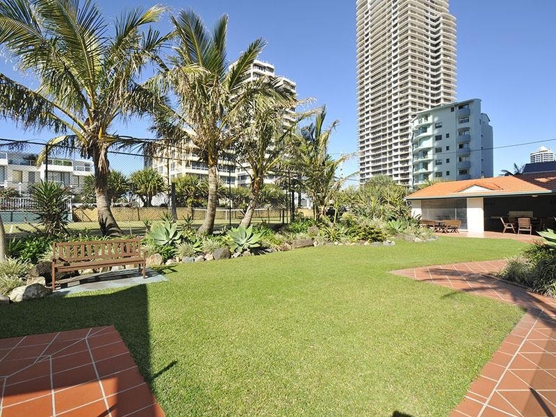 18A/7 Fern Street, Surfers Paradise QLD 4217
