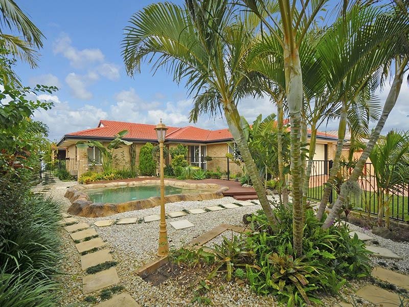 134 Honeyeater Drive, Burleigh Waters QLD 4220