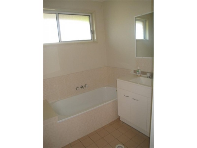 45 Southlake Drive, Varsity Lakes QLD 4227