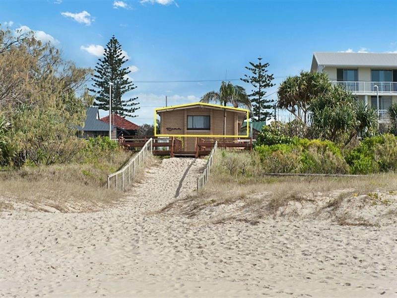 2/204 Pacific Parade, Bilinga QLD 4225