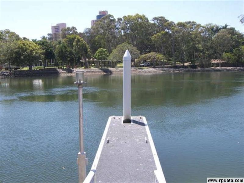 76 Savoy Drive, Broadbeach Waters QLD 4218
