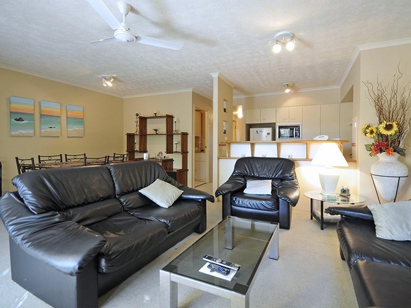 43/2320 Gold Coast Highway, Mermaid Beach QLD 4218