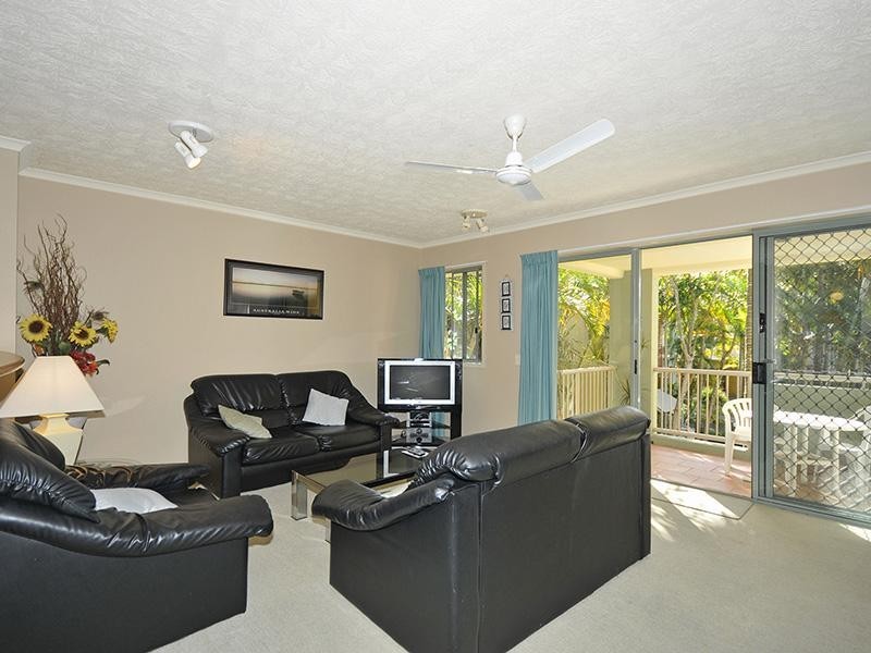 43/2320 Gold Coast Highway, Mermaid Beach QLD 4218