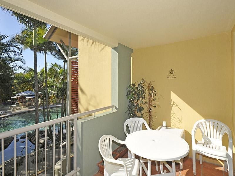 43/2320 Gold Coast Highway, Mermaid Beach QLD 4218